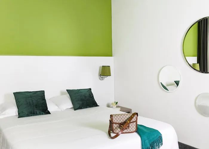 Hotel The Caesar 4*